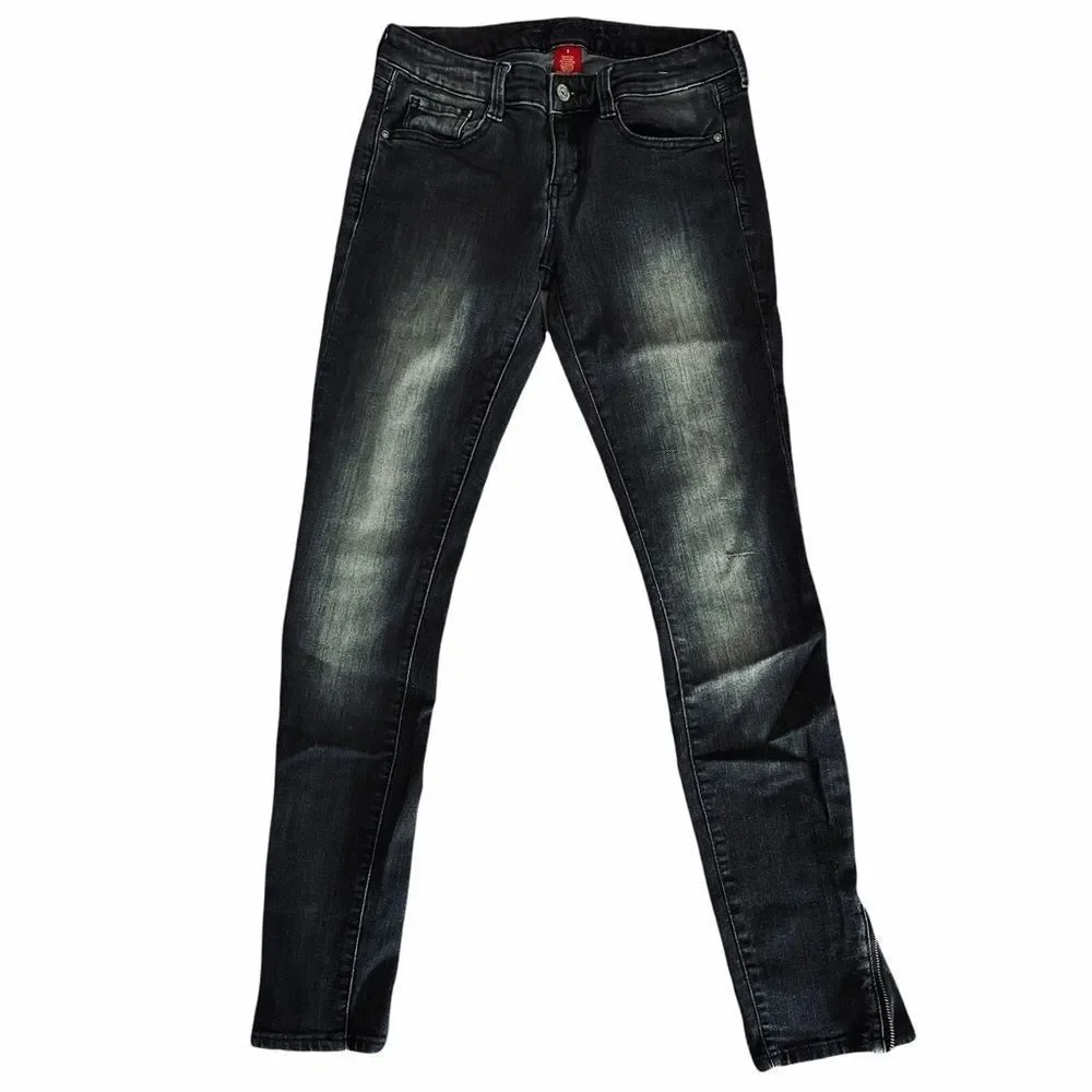 Arizona Black Distressed Skinny Jeans Zipper Hems‎